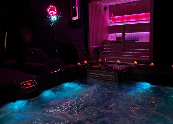 Flex Lux With Jacuzzi And Sauna Apartman Belgrade