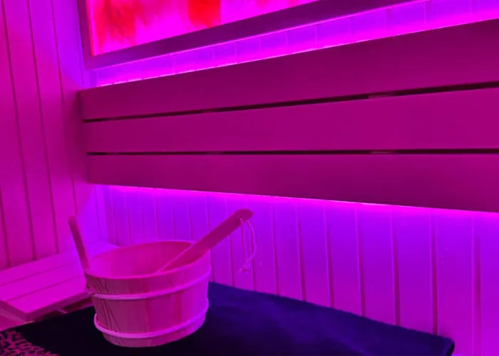 Flex Lux With Jacuzzi And Sauna