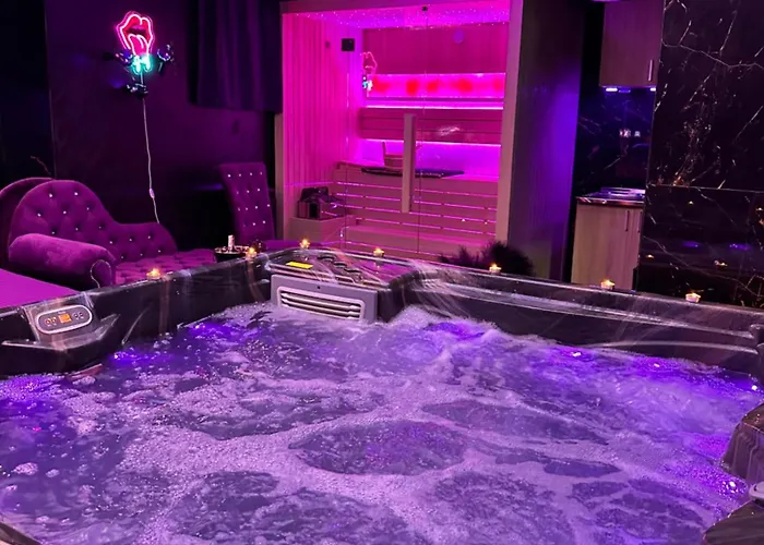 Flex Lux With Jacuzzi And Sauna